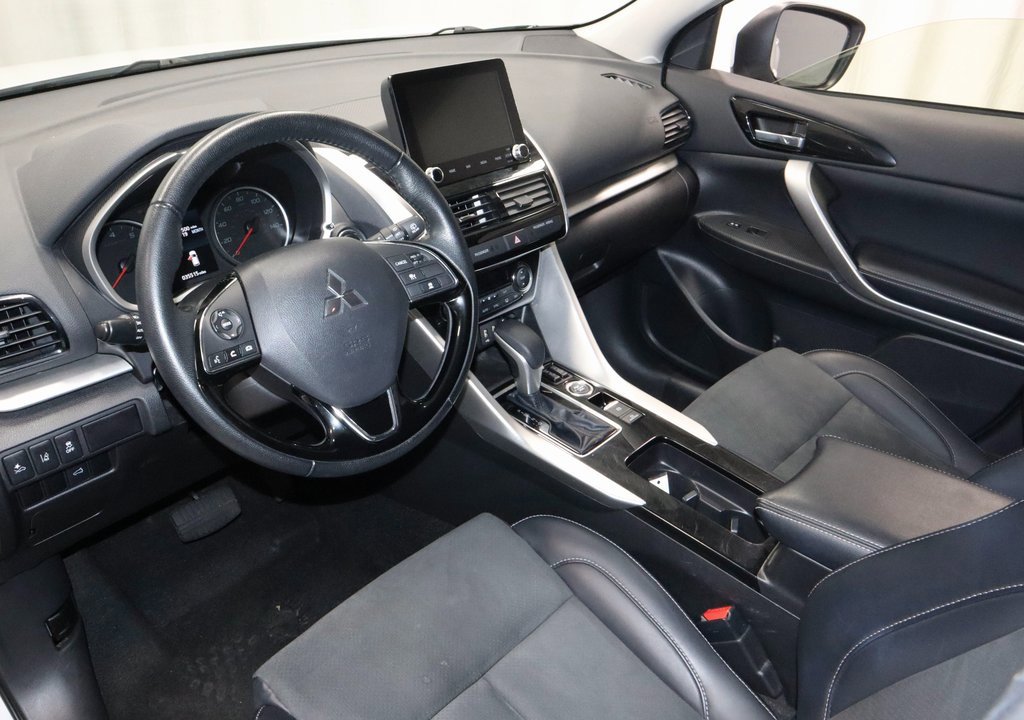 Used 2024 Mitsubishi Eclipse Cross SE image 25