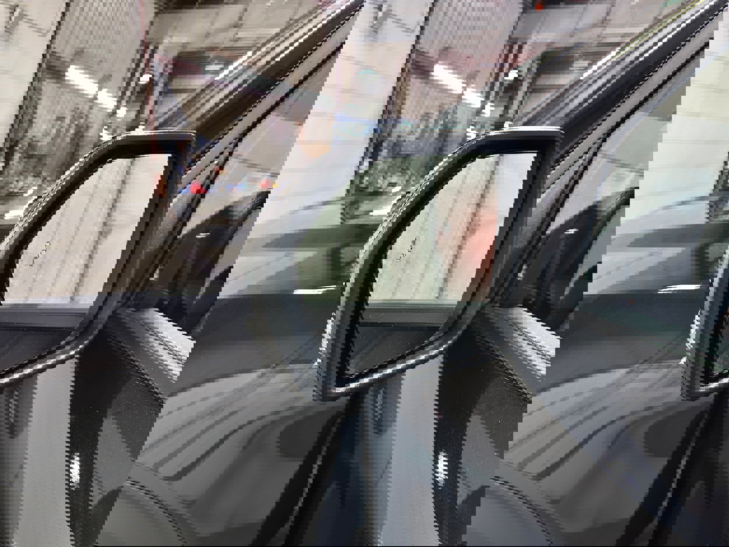 Certified 2025 Ford Explorer ST-Line image 34