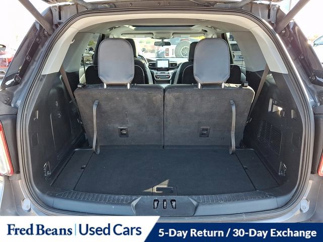 Used 2022 Ford Explorer XLT w/ Equipment Group 202A AWD/4WD image 32