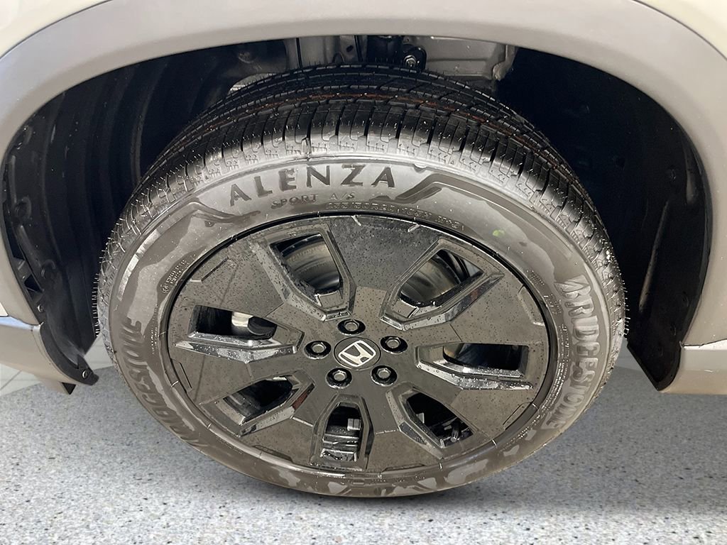 New 2026 Honda Pilot Black Edition image 12