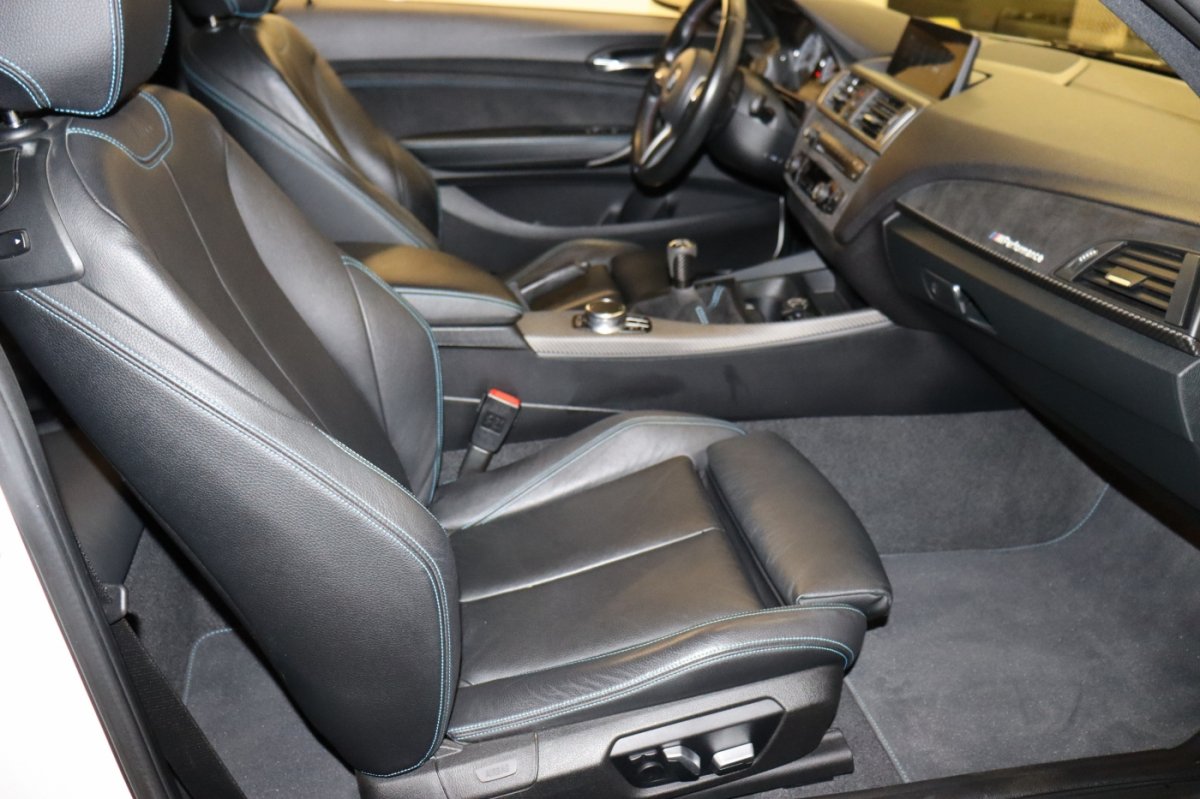 Used 2017 BMW M2 RWD image 30