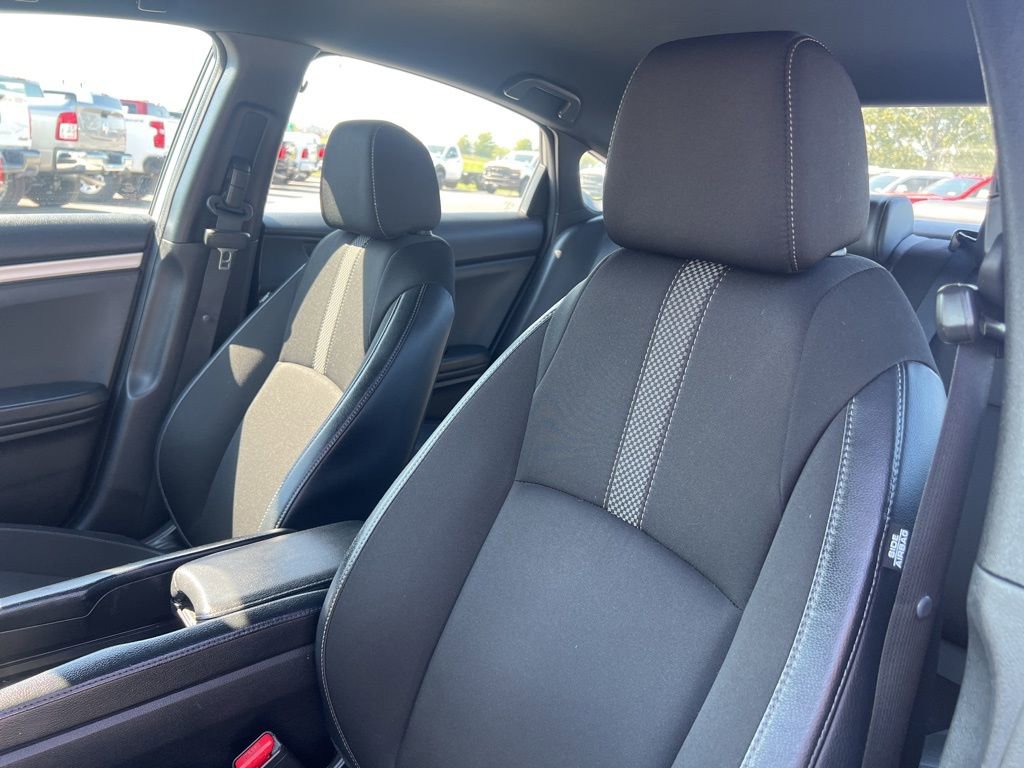 Used 2020 Honda Civic Sport image 9
