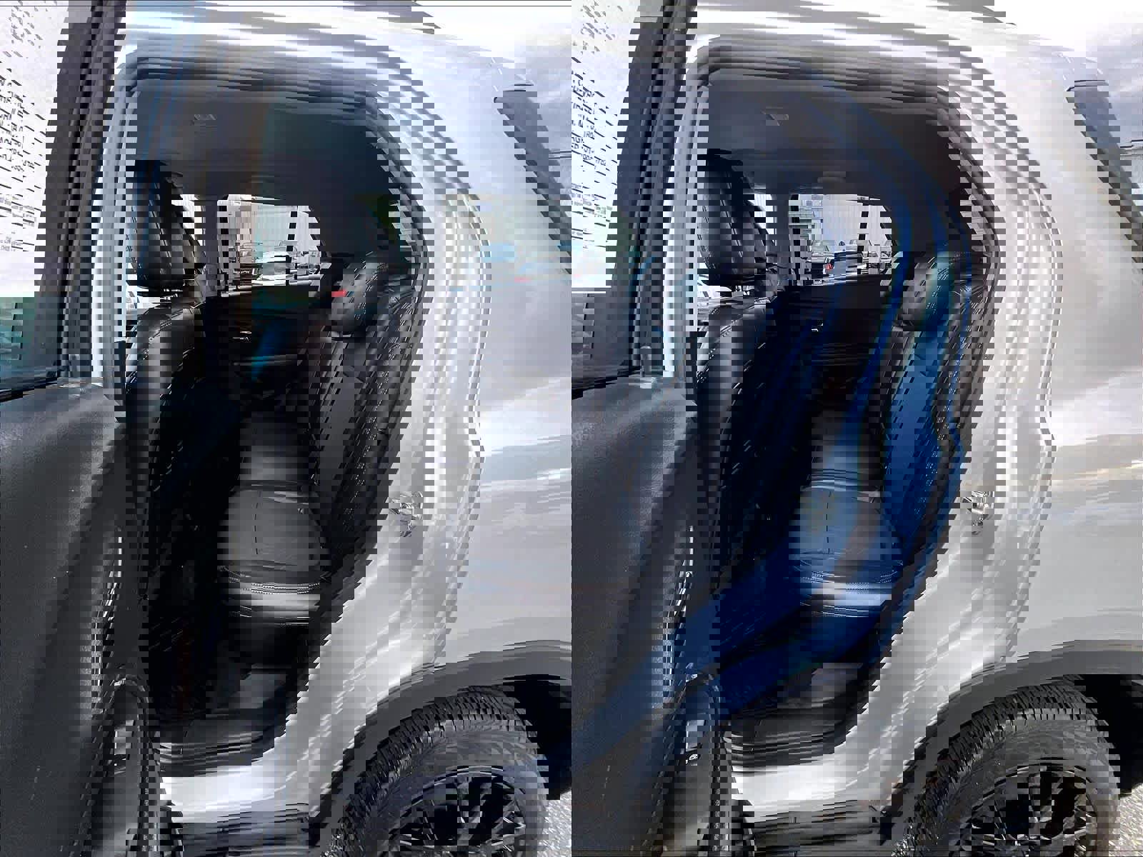 Certified 2022 Chevrolet Trax LT w/ Sport Edition image 15