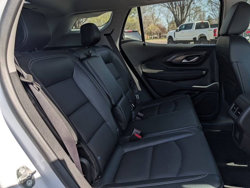 Used 2023 GMC Terrain SLT w/ Tech Package AWD/4WD image 22