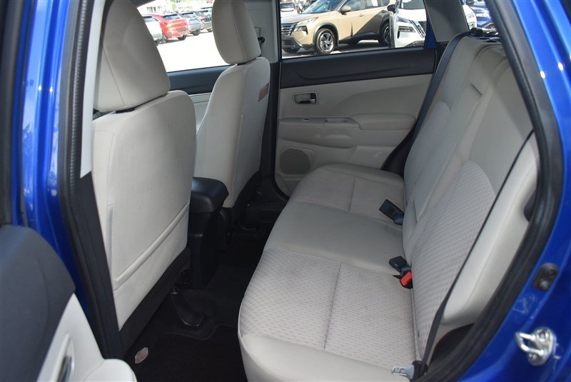 Used 2017 Mitsubishi Outlander Sport ES FWD image 17