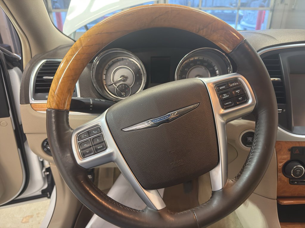 Used 2013 Chrysler 300 C w/ Harman Kardon Audio Group image 16