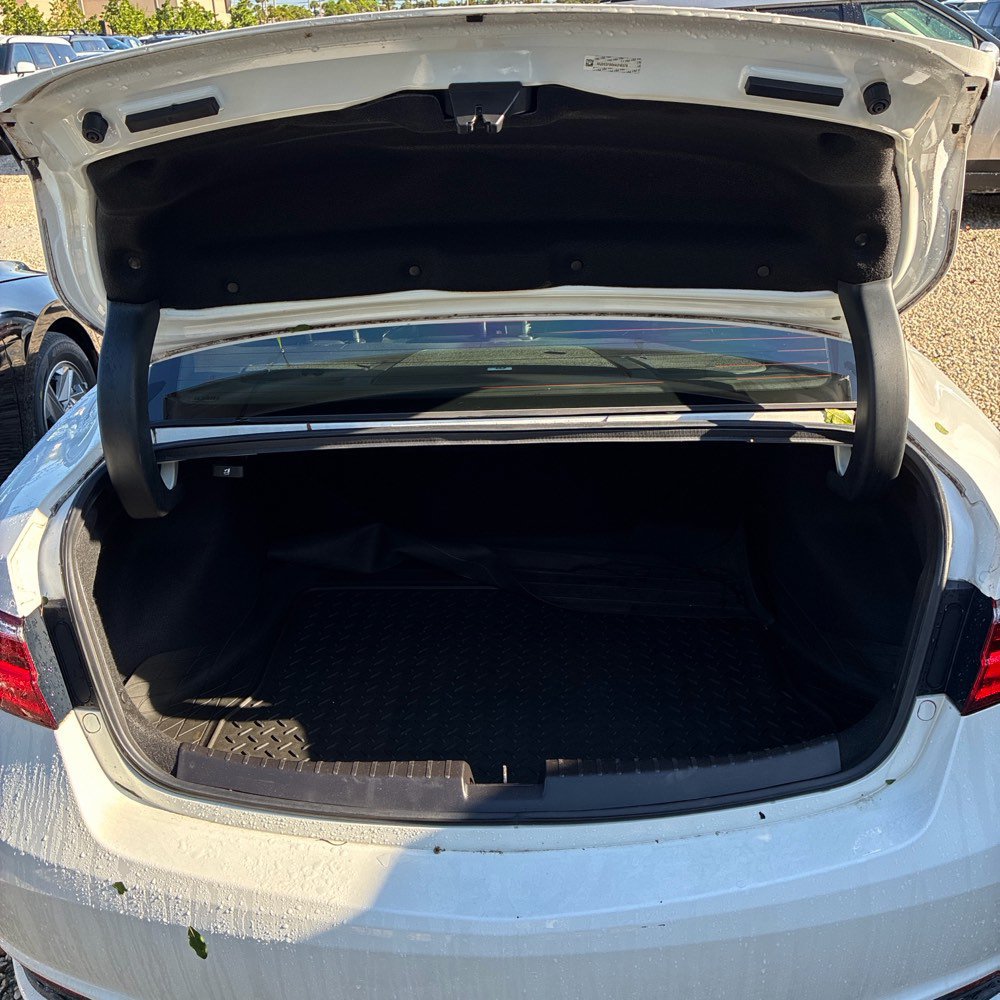 Used 2017 Acura ILX w/ Premium & A-SPEC Package FWD image 4