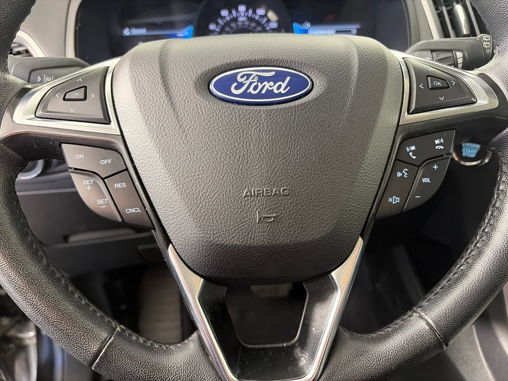 Used 2024 Ford Edge SEL AWD/4WD image 16