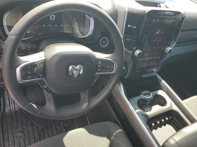 Used 2025 RAM 1500 Big Horn AWD/4WD image 17