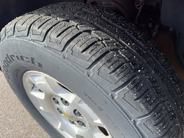 Used 2012 Chevrolet Suburban LT w/ Luxury Package image 13