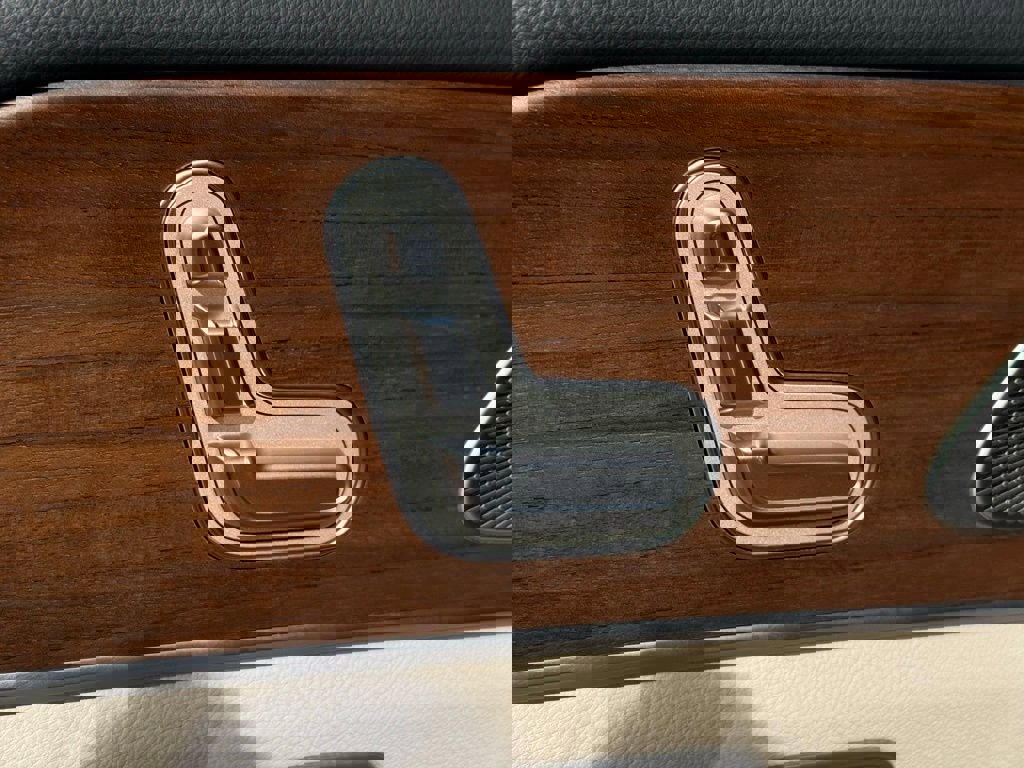 Used 2022 Mercedes-Benz GLS 450 4MATIC image 29