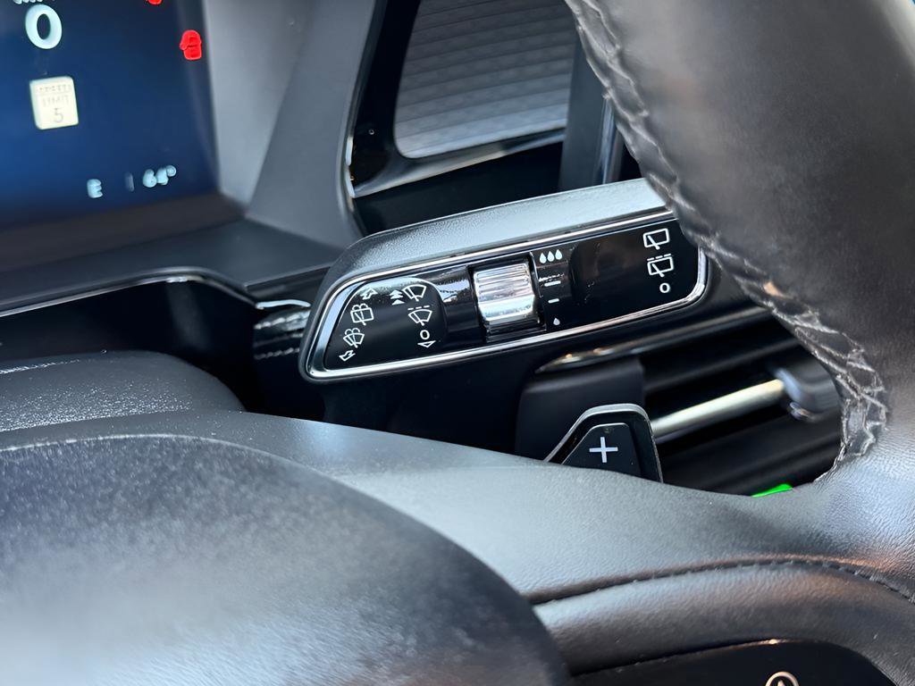 Used 2024 Lincoln Corsair FWD image 39