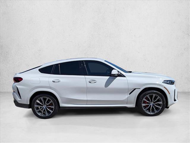 Used 2026 BMW X6 xDrive40i w/ Climate Comfort Package image 4