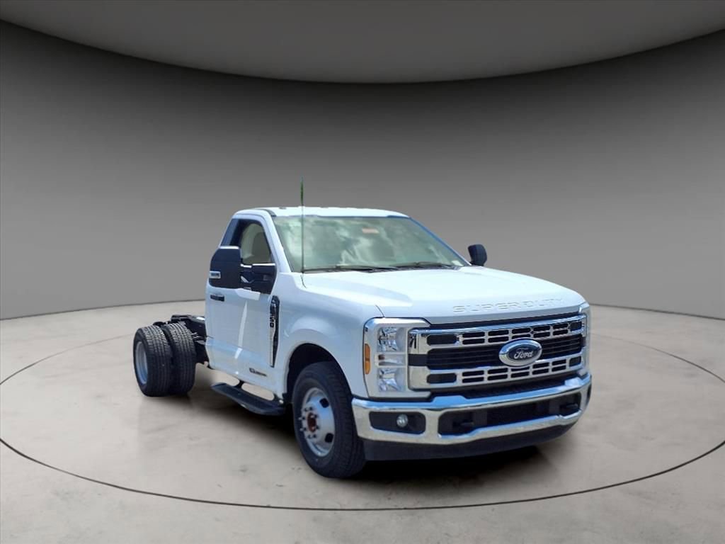 New 2024 Ford F350 XL w/ XL Chrome Package image 7