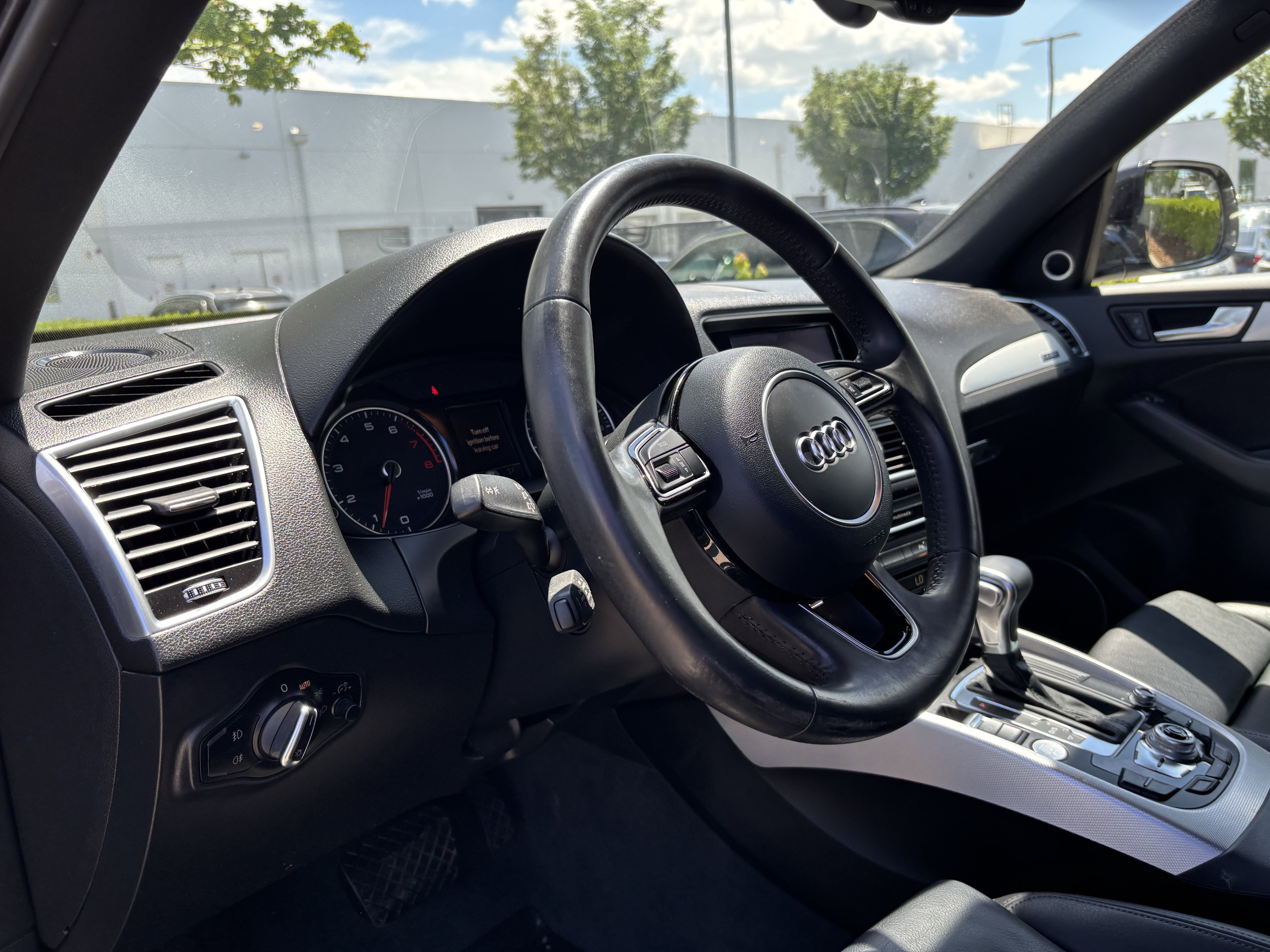 Used 2016 Audi Q5 2.0T Premium Plus w/ Technology Package AWD/4WD image 17