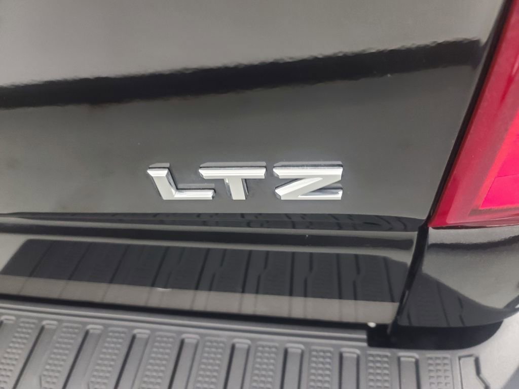 Used 2024 Chevrolet Silverado 1500 LTZ image 13