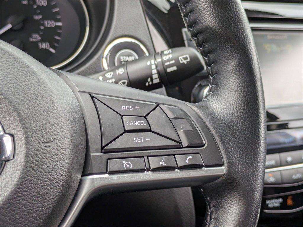 Certified 2022 Nissan Rogue Sport SV image 19