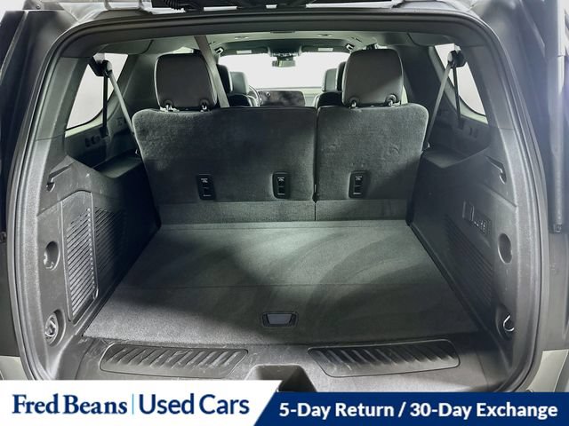 Used 2026 Chevrolet Suburban LT w/ Comfort Package AWD/4WD image 34