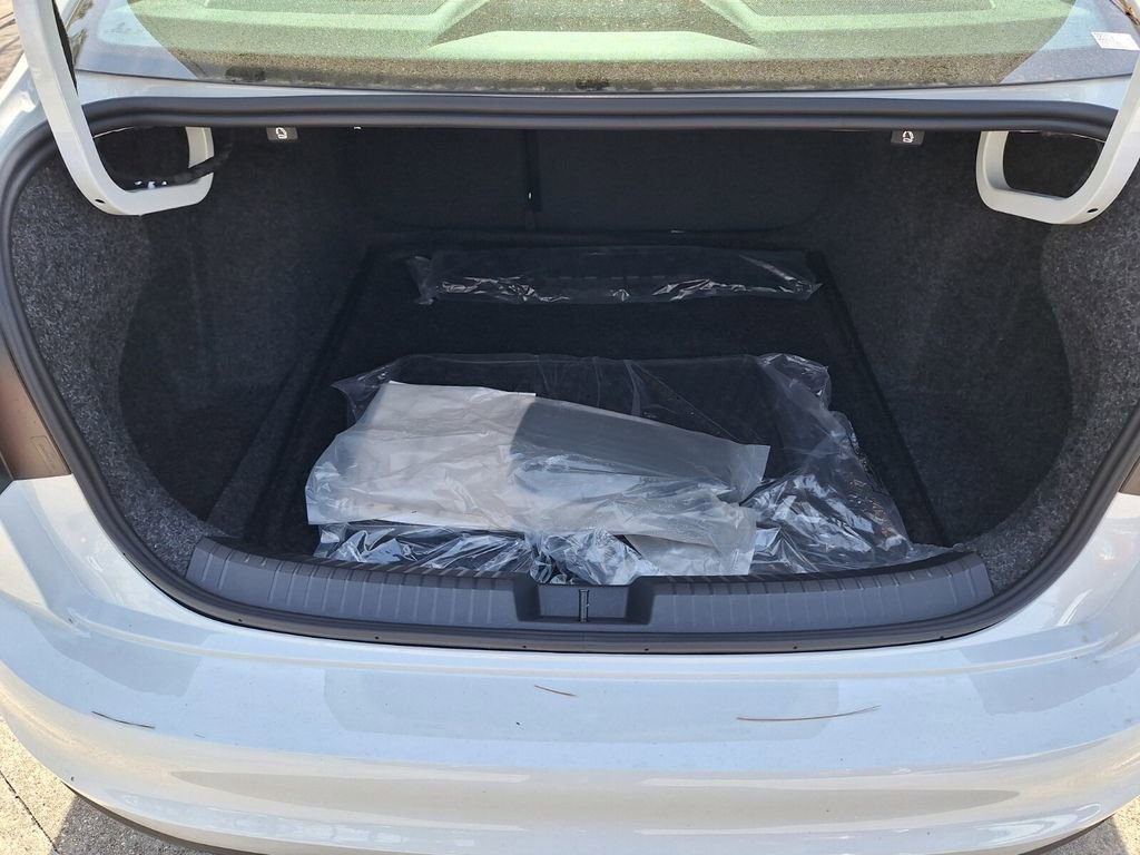 Used 2025 Volkswagen Jetta GLI Autobahn image 26