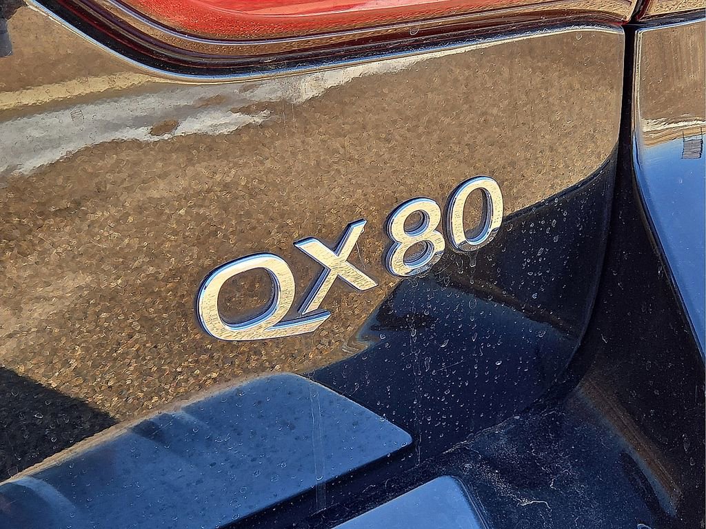 Used 2021 INFINITI QX80 Sensory w/ Cargo Package image 12