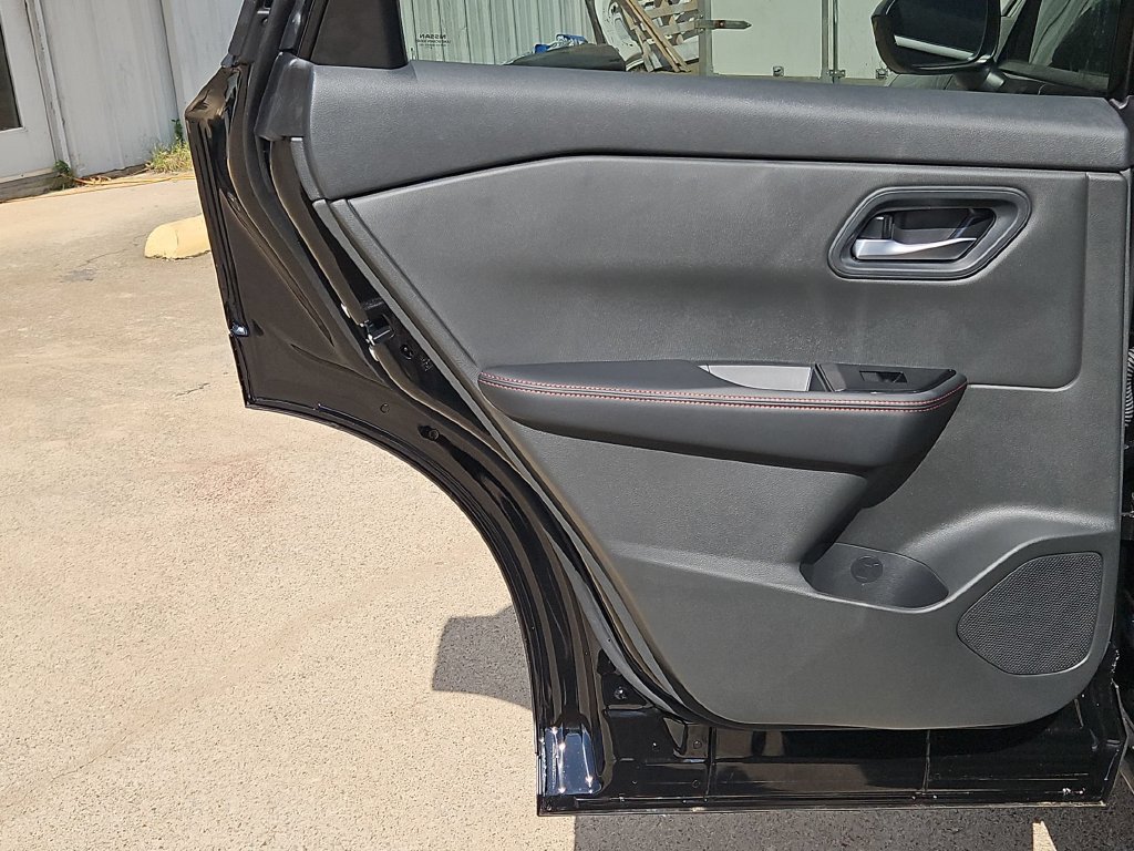 New 2026 Nissan Rogue SV AWD/4WD image 18