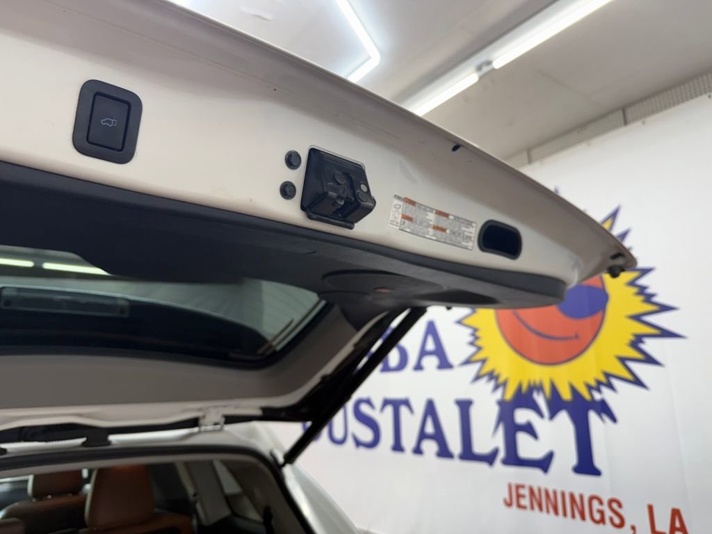 Used 2019 Toyota Highlander Limited Platinum image 20