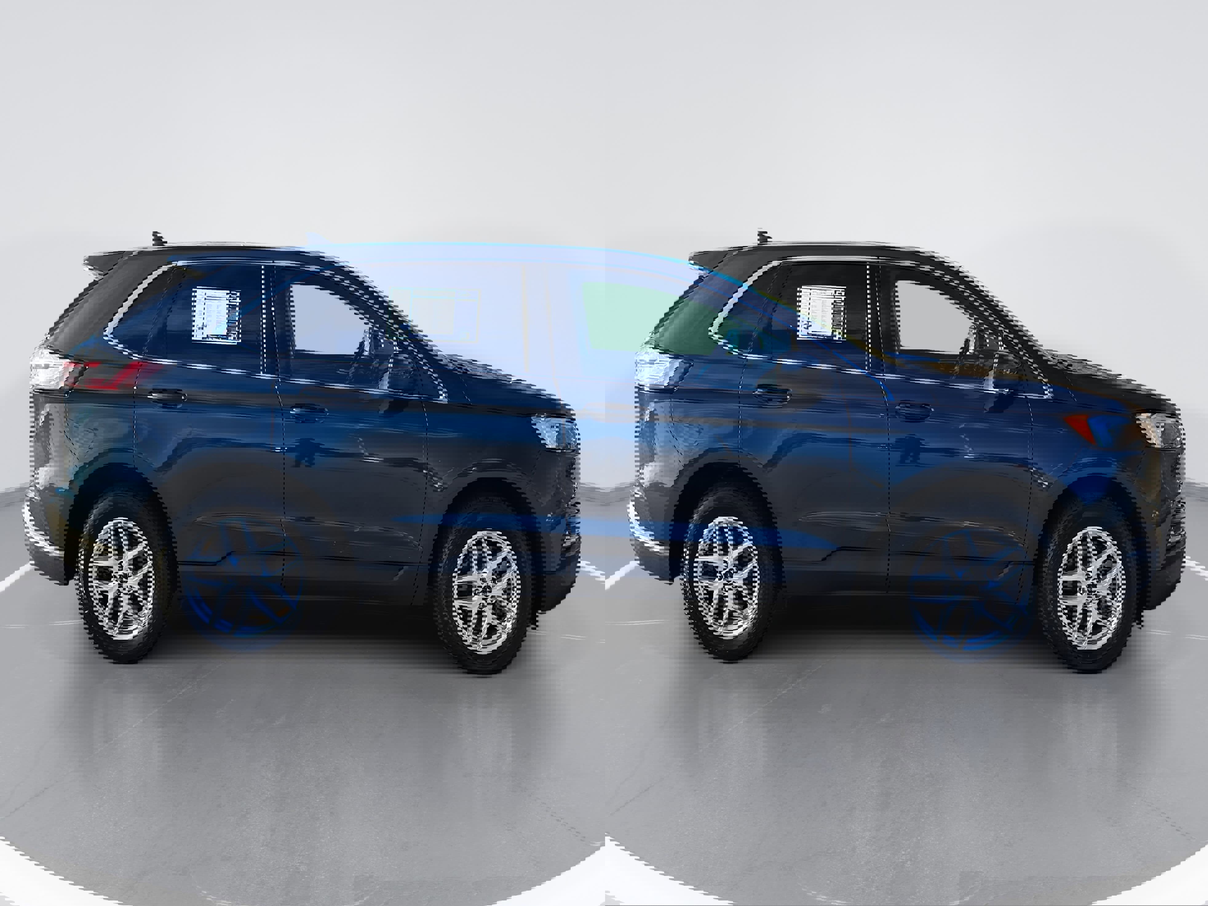 Used 2024 Ford Edge SEL image 2