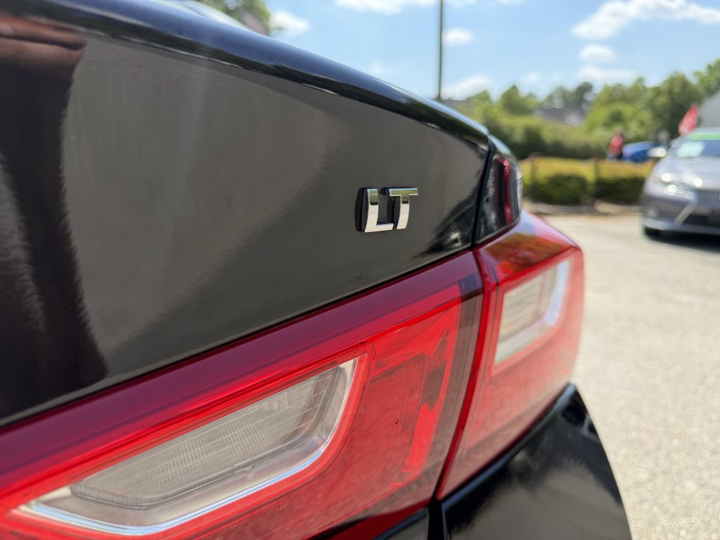 Used 2023 Chevrolet Malibu LT FWD image 20
