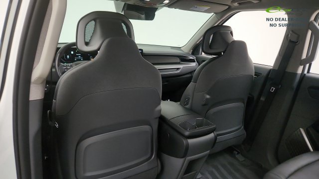 Used 2024 Kia EV9 Light Long Range RWD image 49