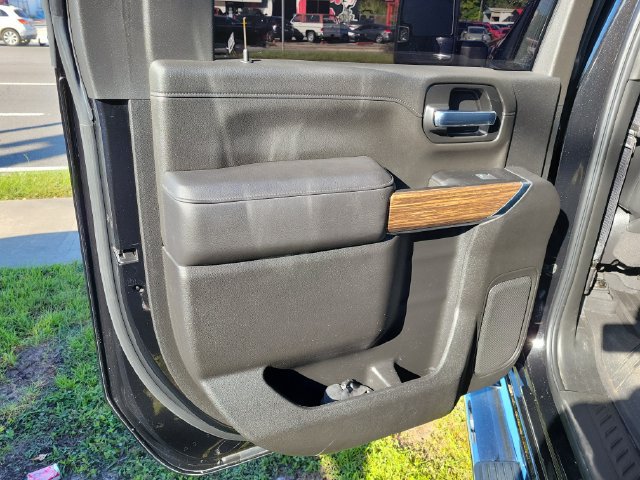 Used 2022 Chevrolet Silverado 3500 High Country AWD/4WD image 14