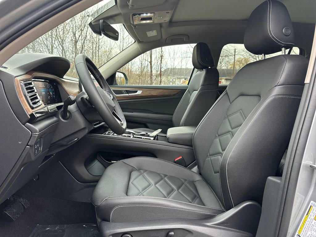 New 2026 Volkswagen Atlas SE image 3