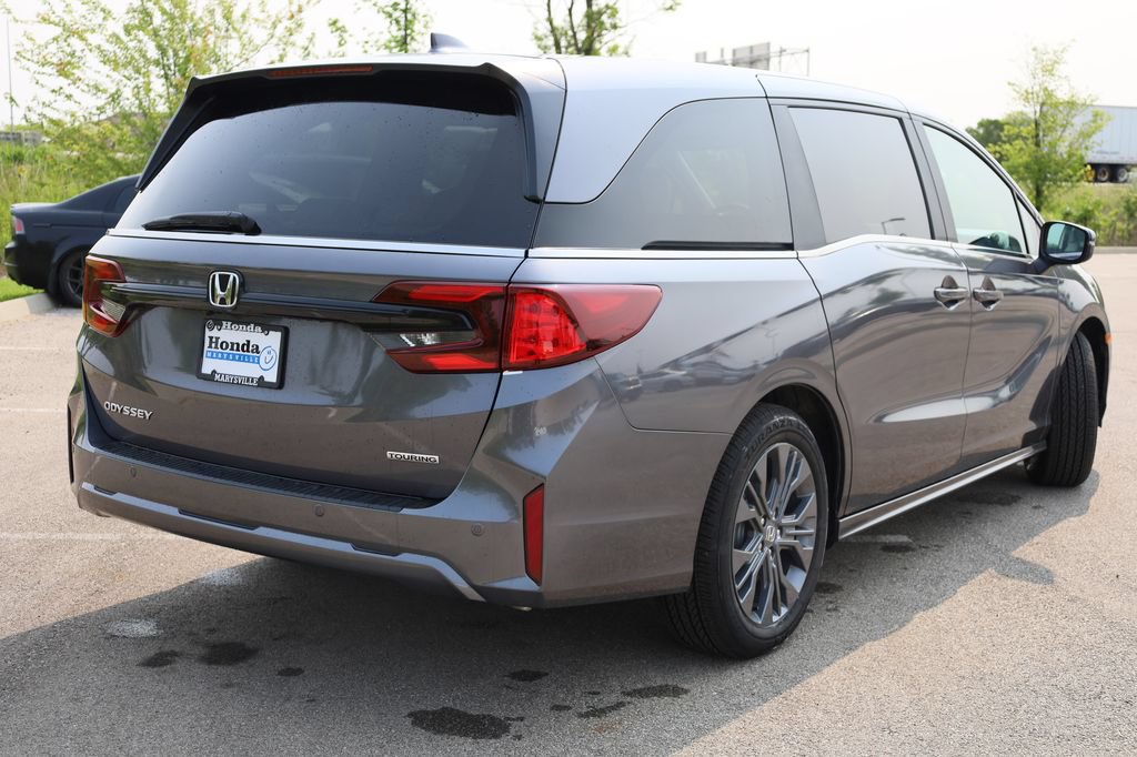 New 2026 Honda Odyssey Touring image 6