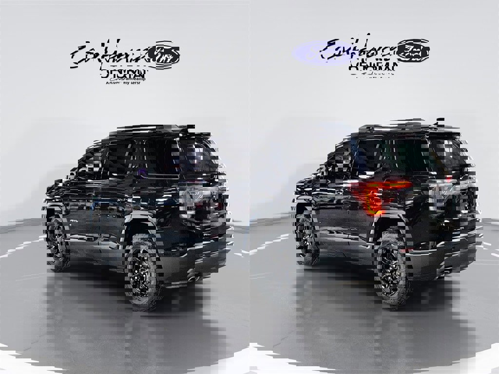 Used 2021 GMC Acadia AT4 w/ Technology Package image 6