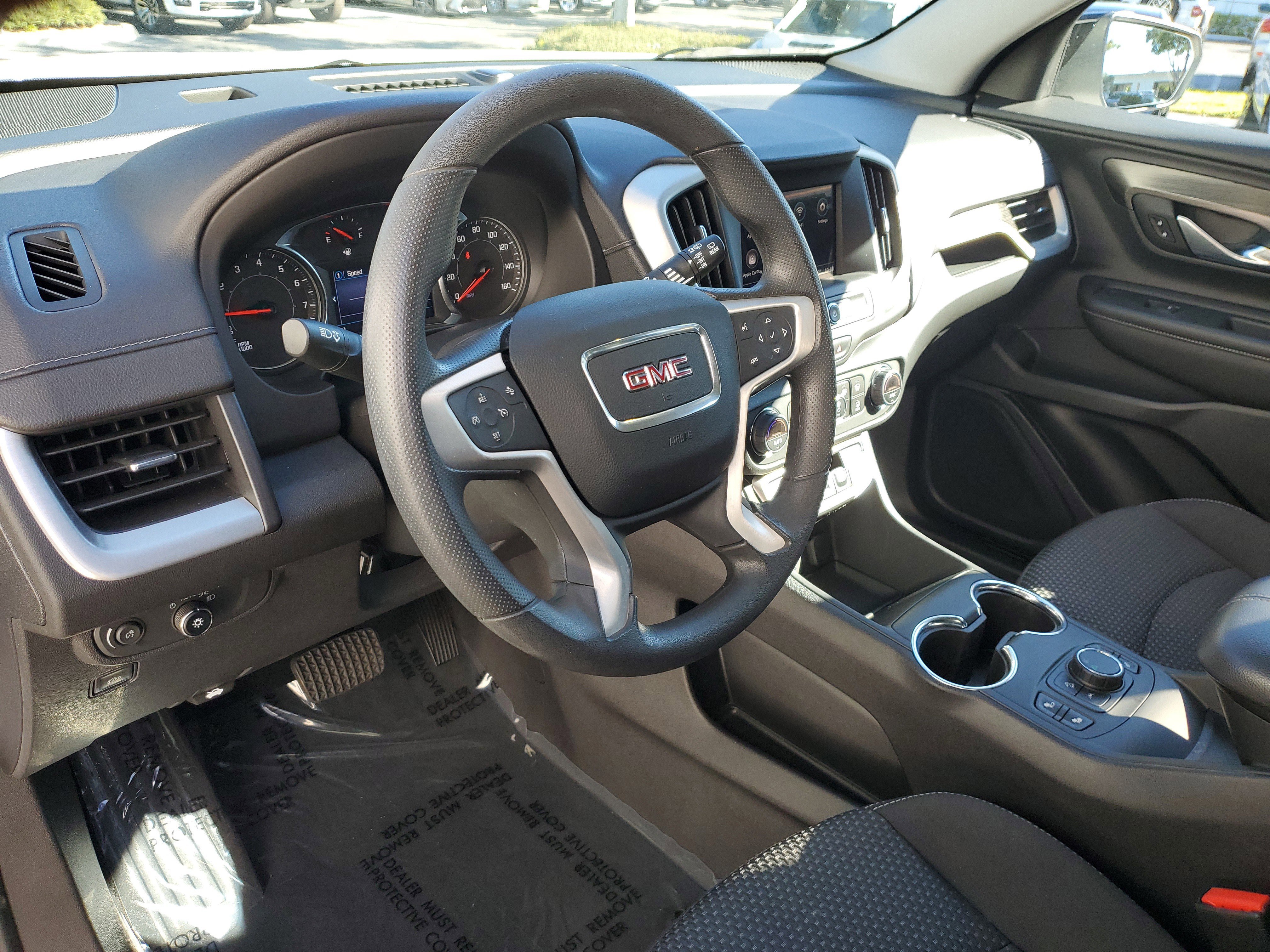 Used 2023 GMC Terrain SLE w/ Driver Convenience Package image 19