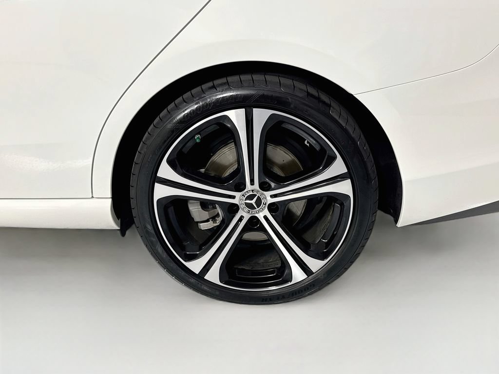 Certified 2025 Mercedes-Benz C 300 Sedan image 32