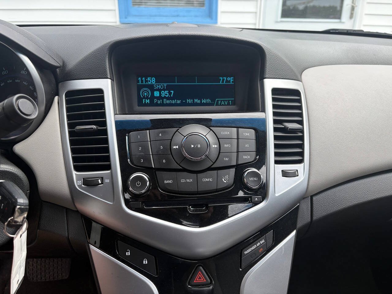 Used 2011 Chevrolet Cruze LT FWD image 16