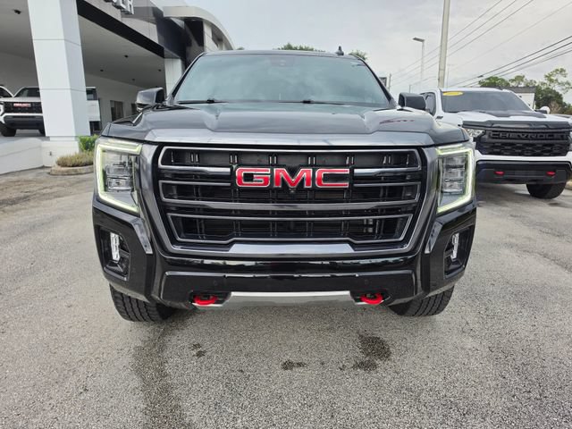 Used 2024 GMC Yukon XL AT4 w/ AT4 Premium Plus Package AWD/4WD image 8