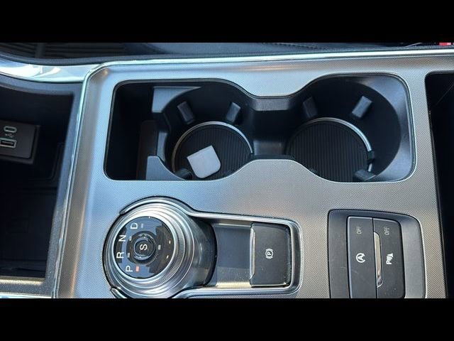 Certified 2024 Ford Edge Titanium AWD/4WD image 25