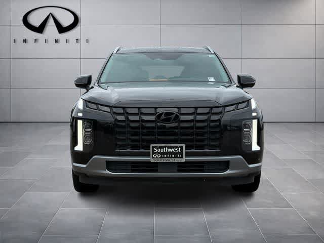 Used 2024 Hyundai Palisade Limited FWD image 2