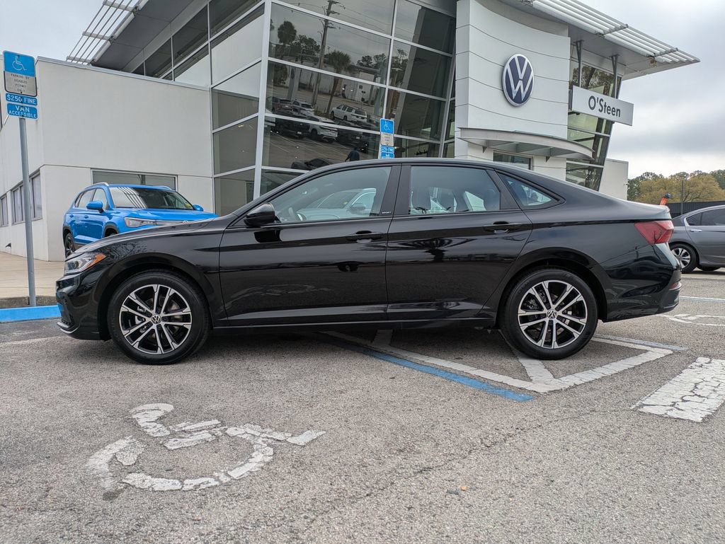 New 2026 Volkswagen Jetta Sport FWD image 3