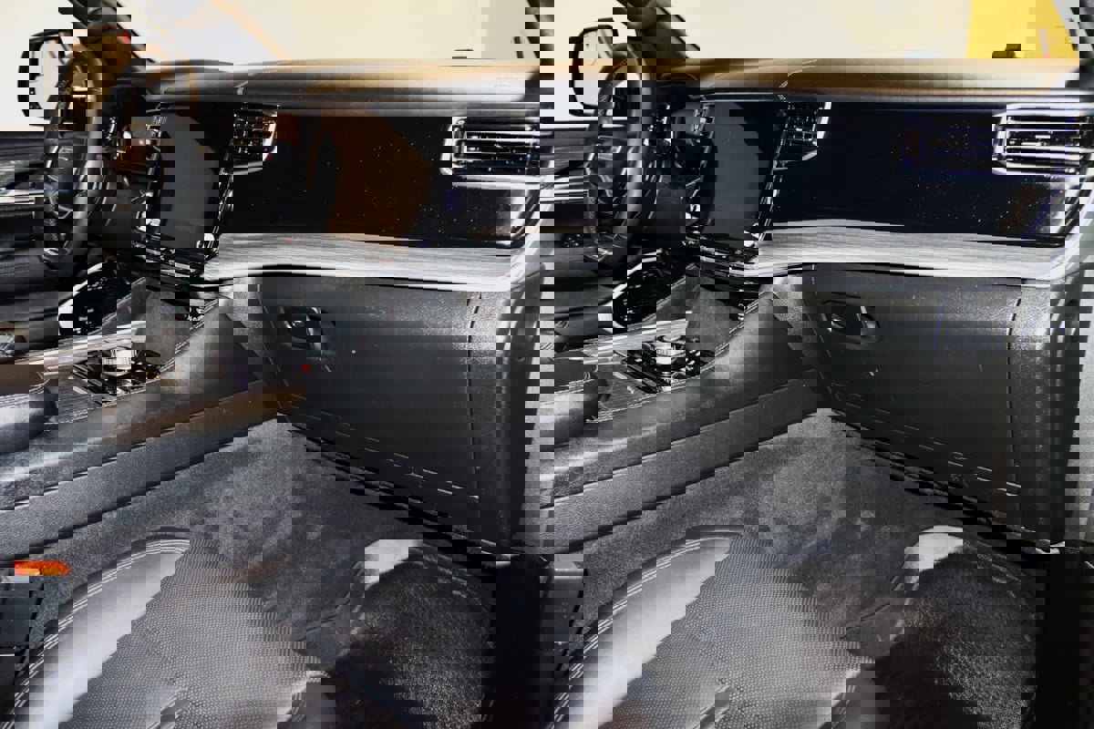 Used 2022 Jeep Wagoneer Series III w/ Premium Group I image 68