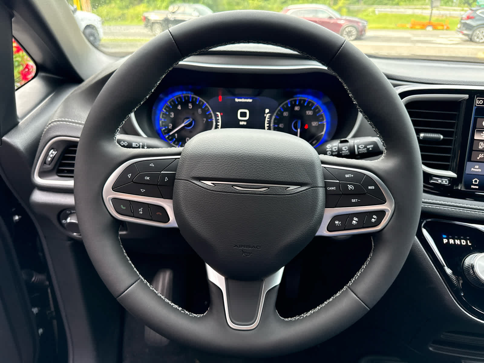 New 2027 Chrysler Pacifica Select AWD/4WD image 20