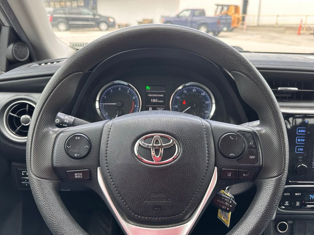 Used 2019 Toyota Corolla LE image 23