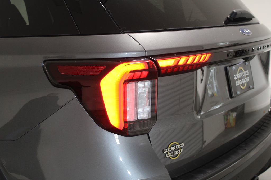 New 2026 Ford Explorer ST-Line w/ ST-Line Street Pack image 57