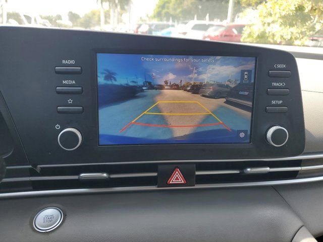 Certified 2023 Hyundai Elantra SEL image 20