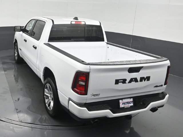 New 2027 RAM 1500 Express AWD/4WD image 40
