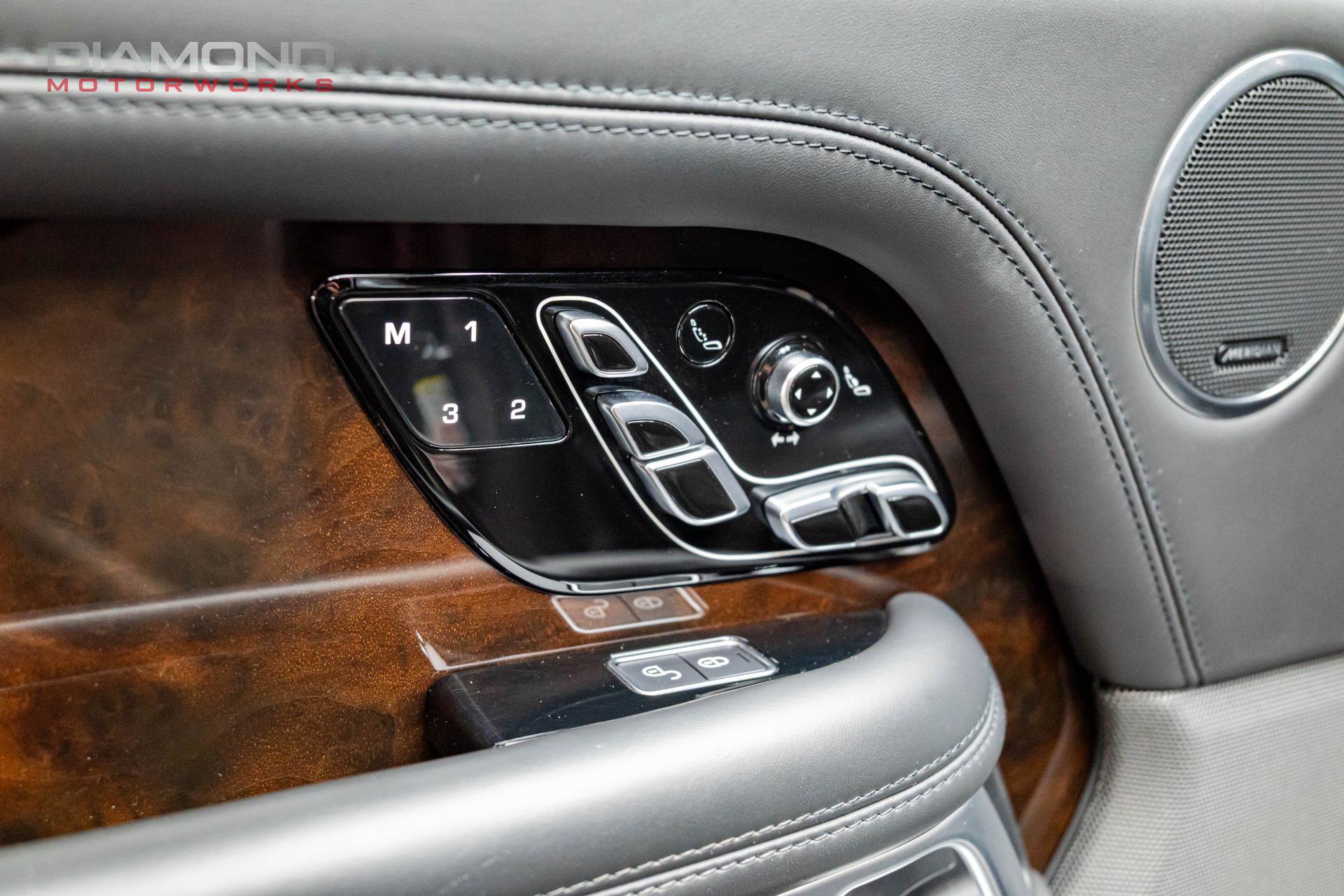 Used 2019 Land Rover Range Rover Autobiography image 50