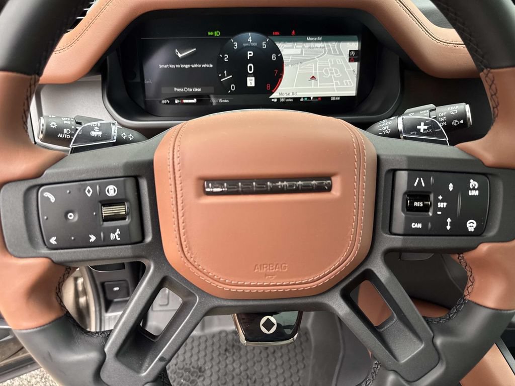 New 2026 Land Rover Defender 110 AWD/4WD image 26