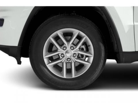 Used 2021 Jeep Grand Cherokee Laredo X image 14