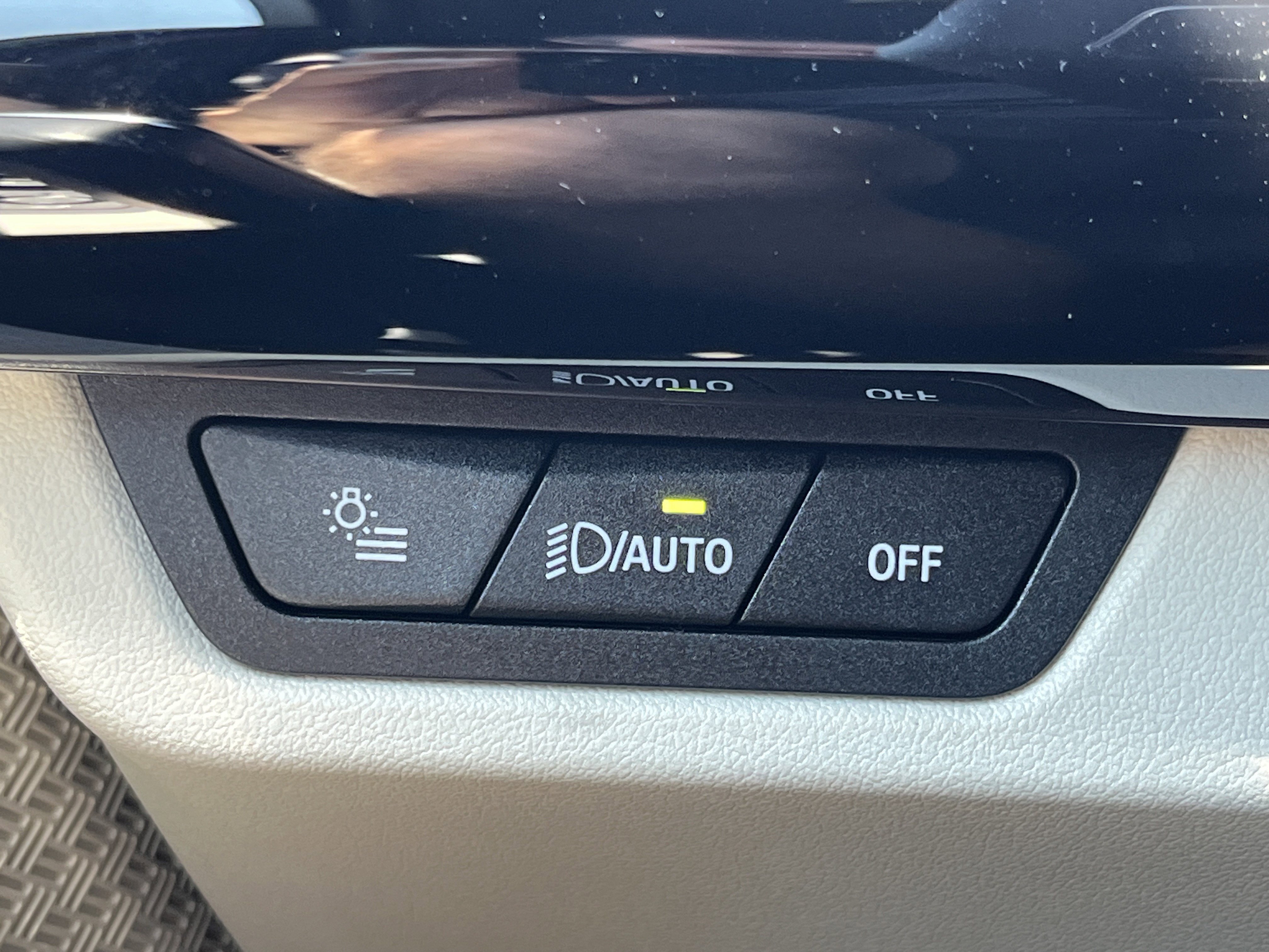 New 2026 BMW X1 xDrive28i w/ M Sport Package image 16